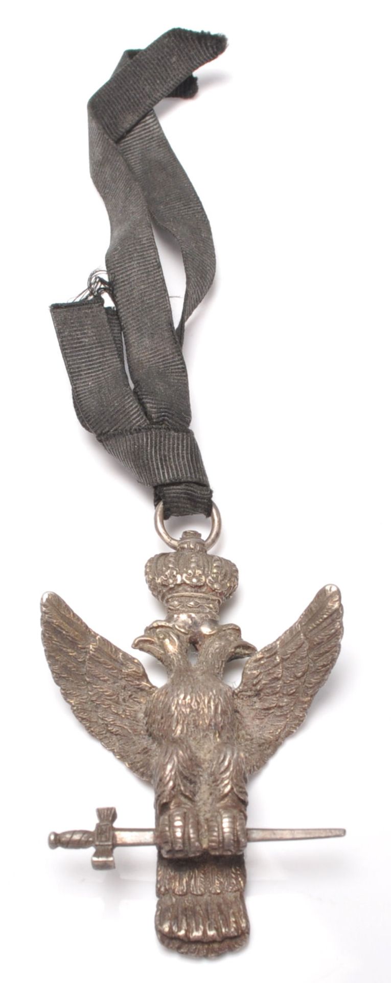 A 20th century cast metal Masonic double headed eagle medal modelled with a crown and holding a - Bild 4 aus 6