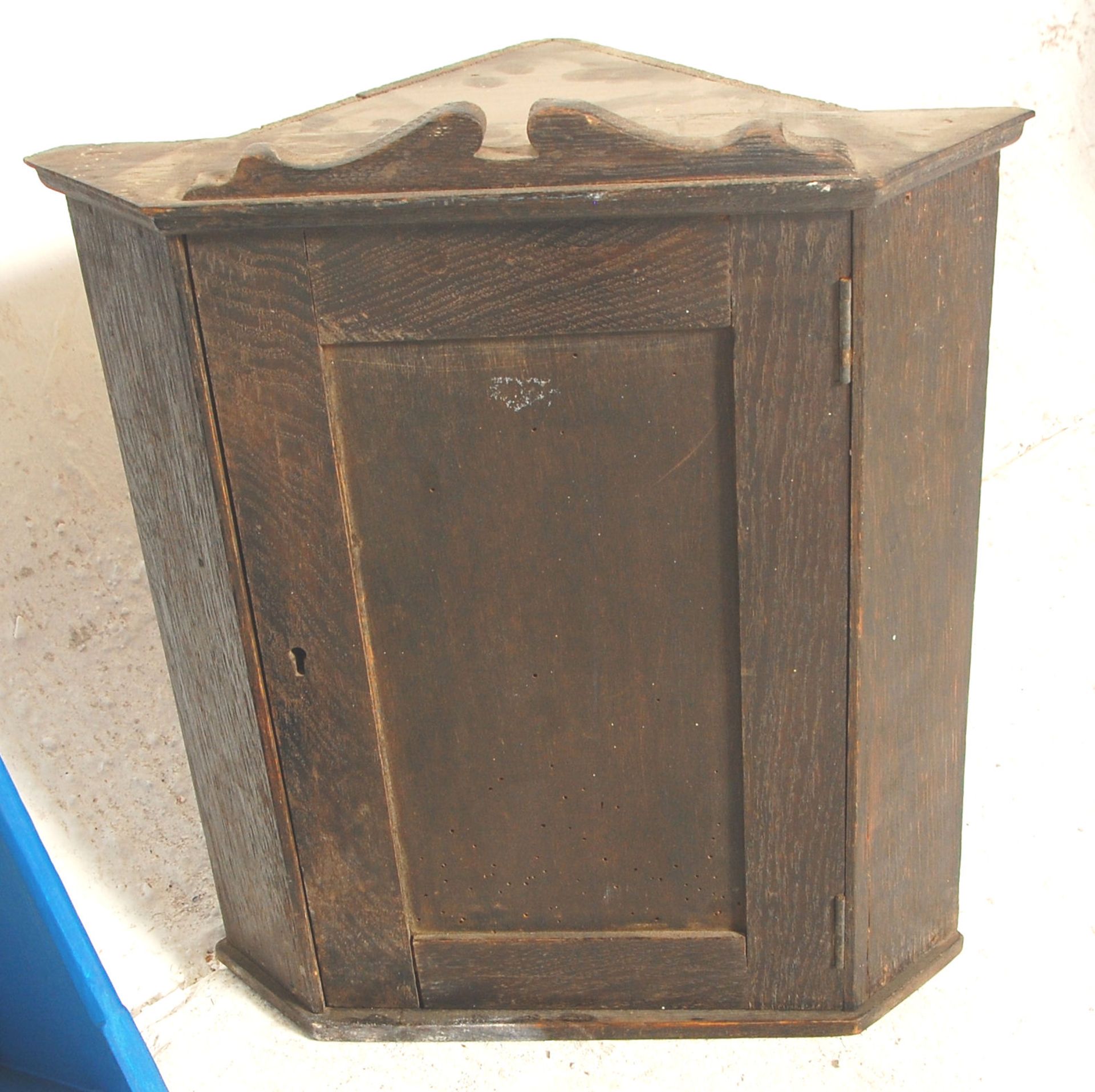 A 19th century Regency campaign rosewood chiffonier sideboard. Raised on a plinth base with a double - Bild 10 aus 13