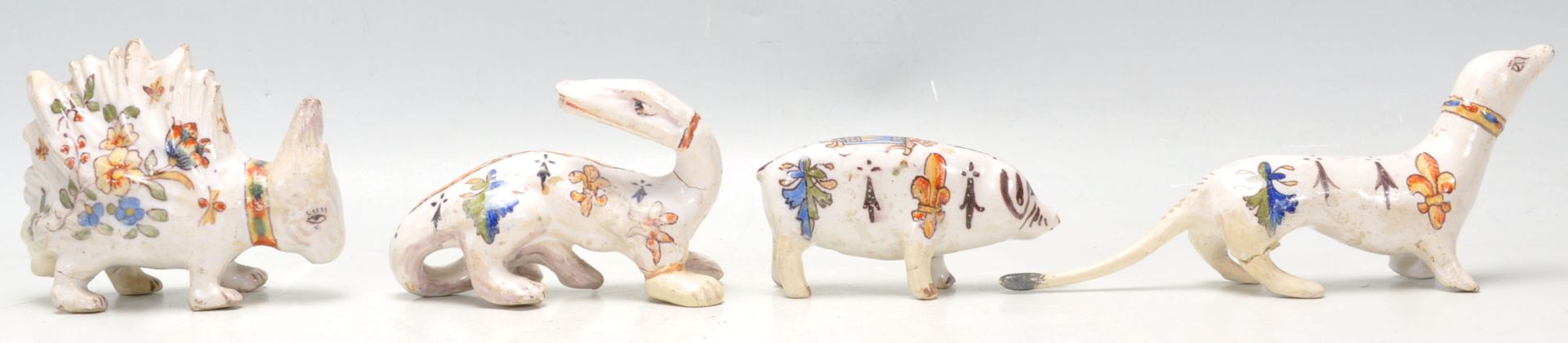 A group of four antique French quimper faience pottery animal figurines, each being hand painted - Bild 3 aus 14