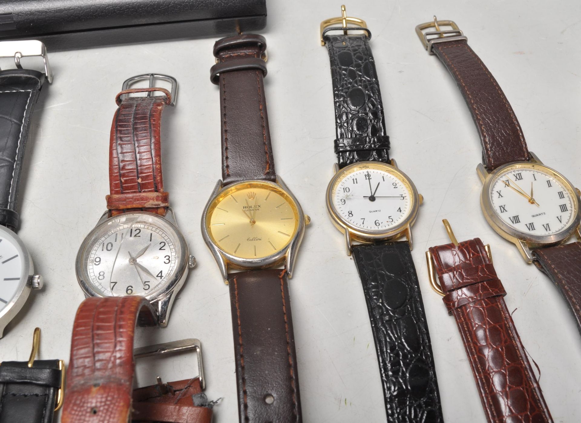 A collection of vintage mixed watches of various styles, brands include Limit, Everite, Ingersoll, - Bild 9 aus 12