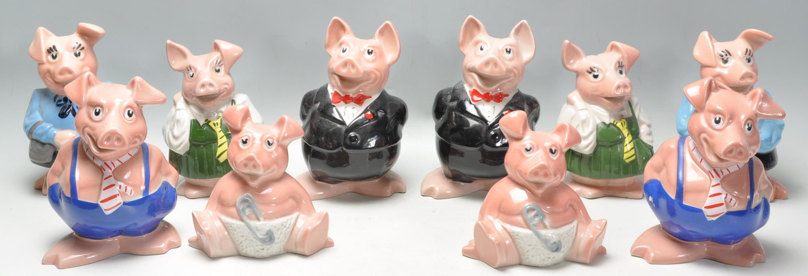 A collection / set of 20th century Wade Nat West Pigs ( see illustrations ). Measurements: 18 cm - Image 2 of 10