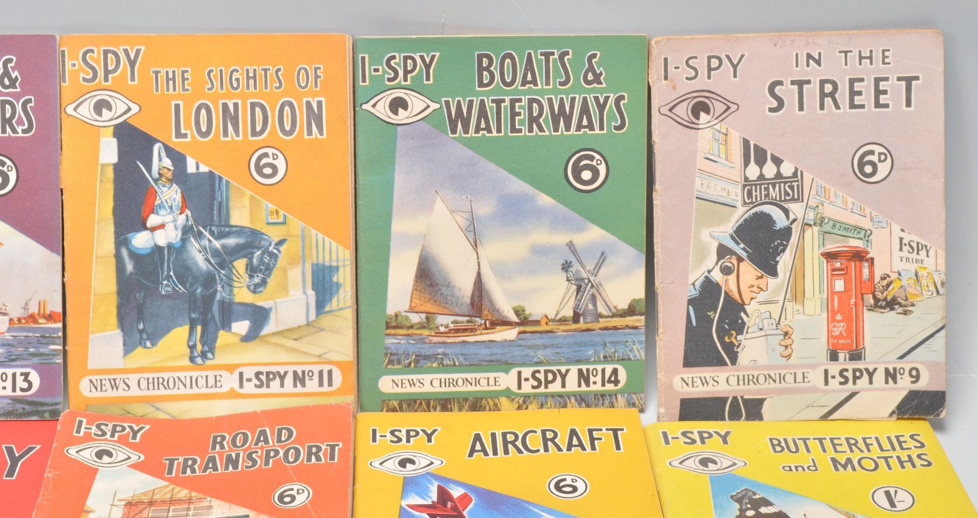 A collection of vintage I-Spy books to include; In - Bild 3 aus 5