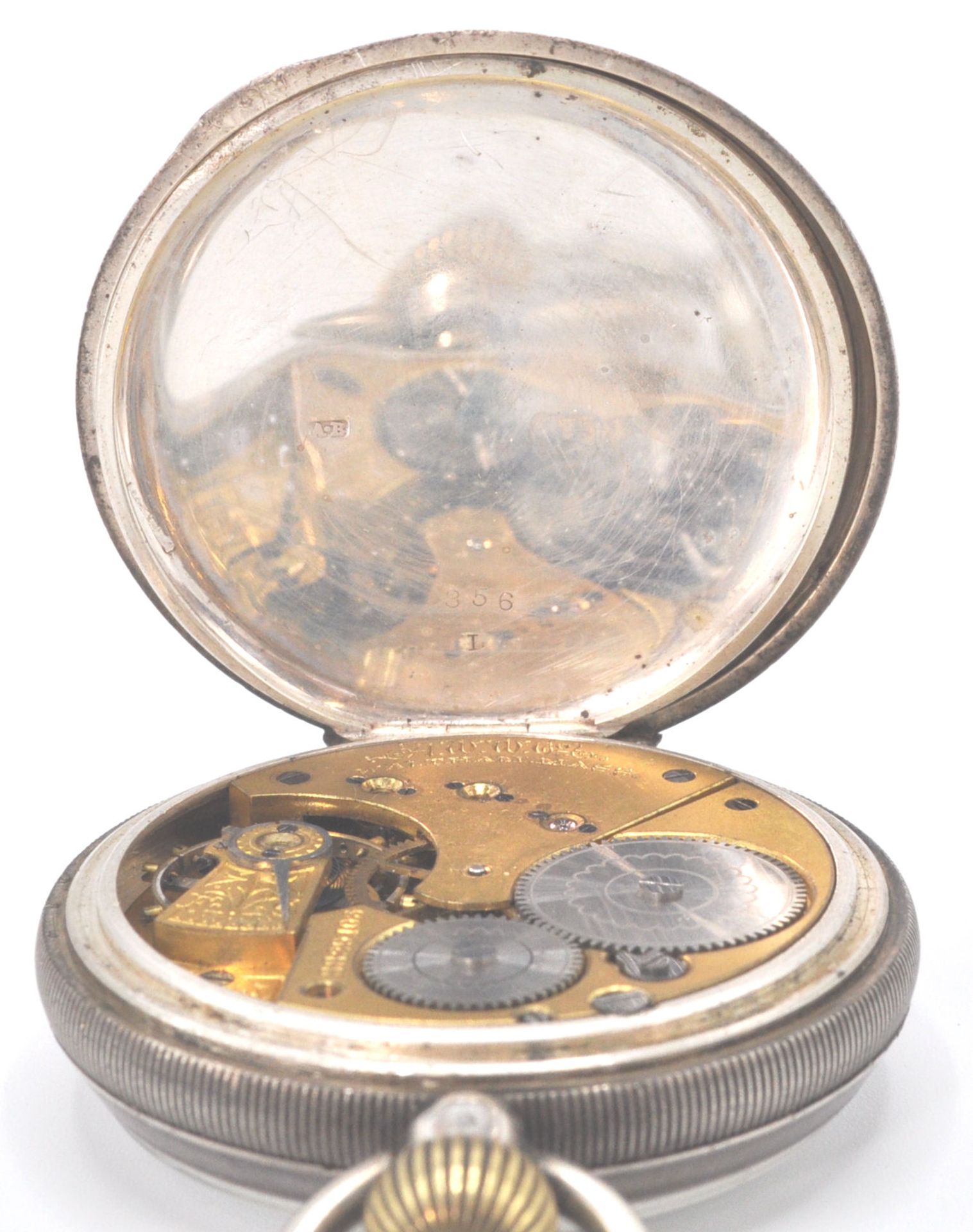 An early 19th Century Edward VII silver hallmarked open face pocket watch. The white enamel face - Bild 7 aus 8