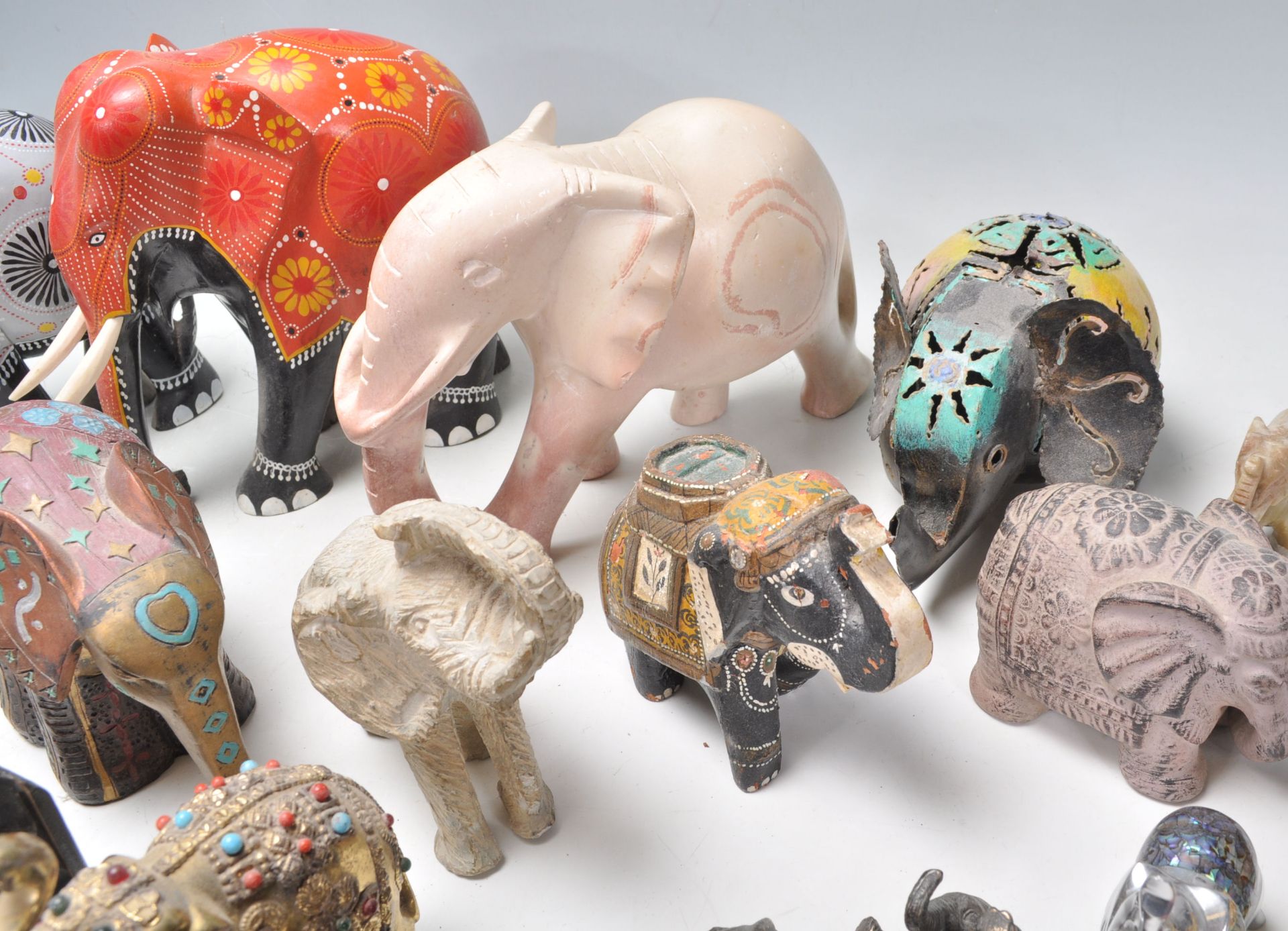 A large collection of vintage / retro 20th century elephant figurines to include largely wooden - Image 6 of 9
