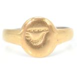 A 19th Century stamped 18ct gold signet ring havin