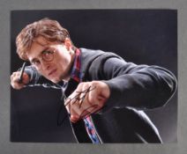 DANIEL RADCLIFFE - HARRY POTTER - SIGNED 8X10" COL