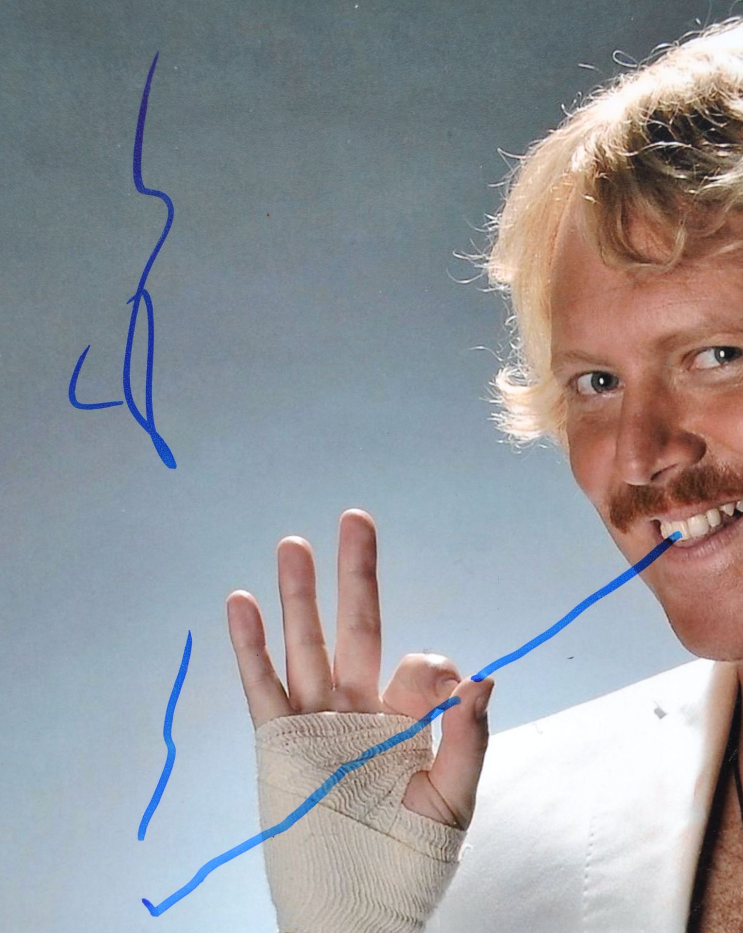 KEITH LEMON - LEIGH FRANCIS - RARE SIGNED & DOODLED PHOTO - Bild 3 aus 3