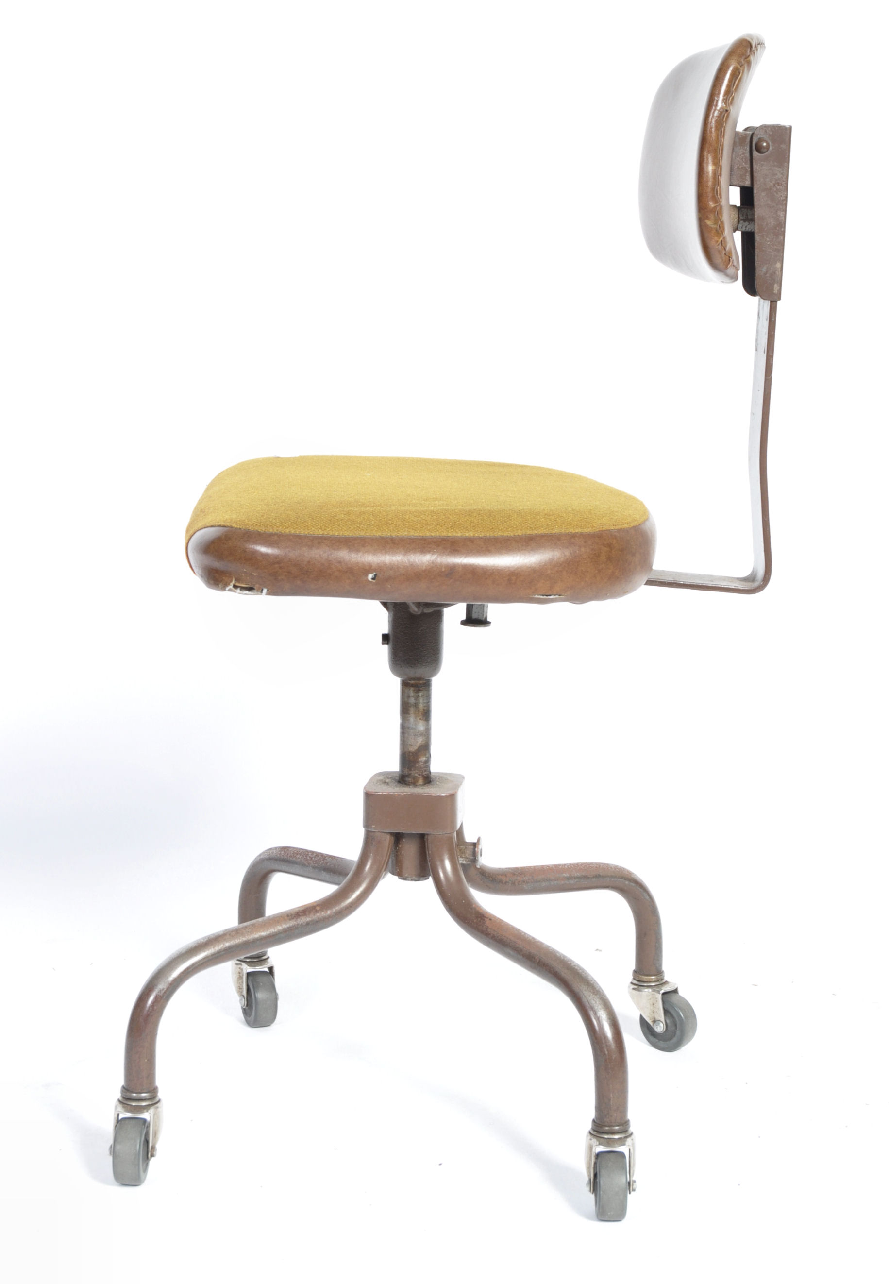 INCREDIBLY RARE WALT DISNEY ANIMATOR'S DESK CHAIR - Image 4 of 10