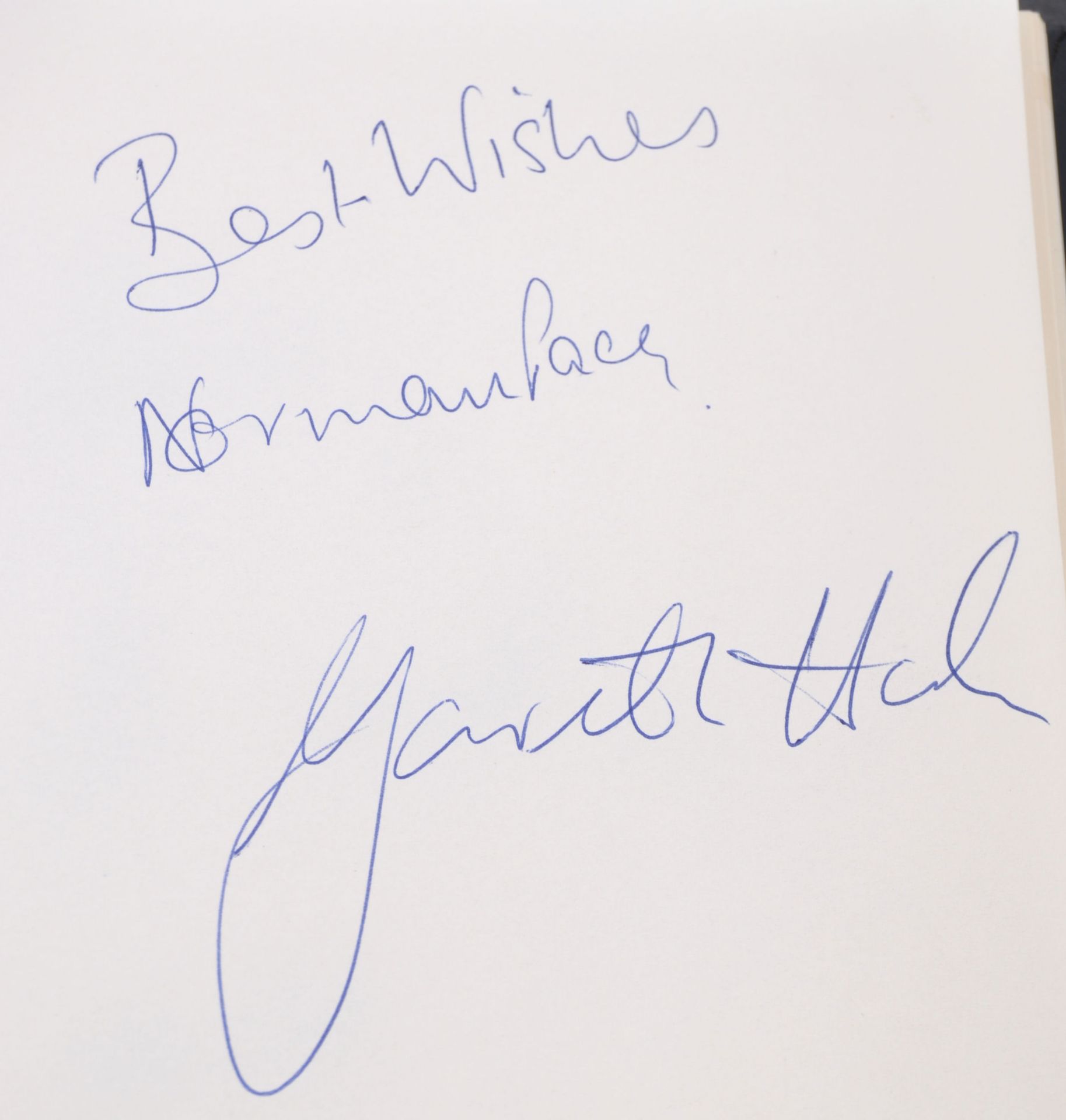 AUTOGRAPH BOOK - CLIFF RICHARD, RIK MAYALL, NORMAN - Bild 3 aus 9