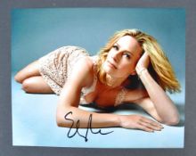 ELISABETH SHUE - THE KARATE KID - AUTOGRAPHED PHOT