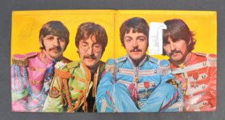 THE BEATLES - INCREDIBLE AUTOGRAPHED SGT PEPPER AL