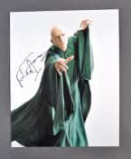 RALPH FIENNES - HARRY POTTER - IMPRESSIVE SIGNED P