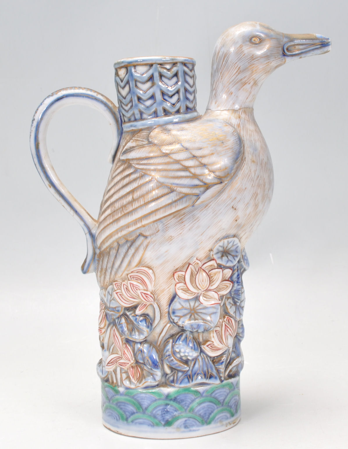 A lovely late 19th Century Chinese ceramic teapot - Image 3 of 9