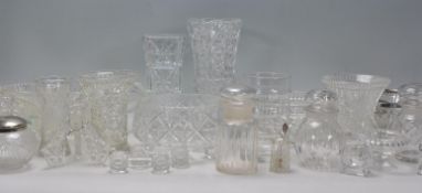 A mixed group of cut and pressed glass pieces dati