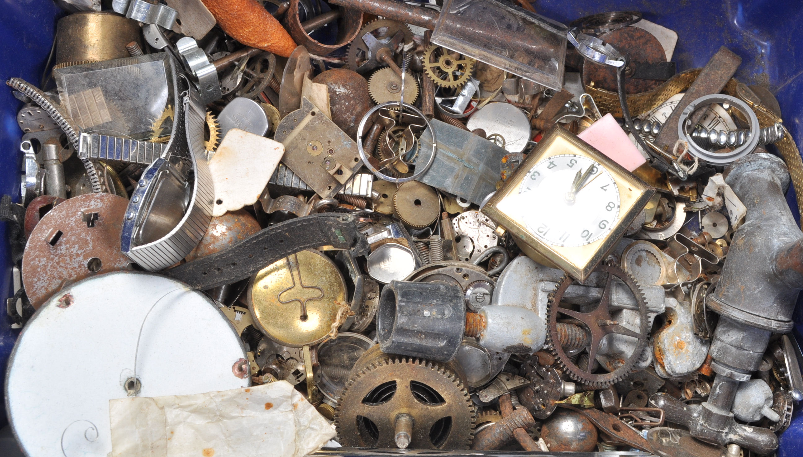 A collection of vintage spare watch and clock part - Image 3 of 7