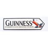 GUINNESS CAST IRON SHOP / ADVERTISING DECORATIVE ARROW SIGN