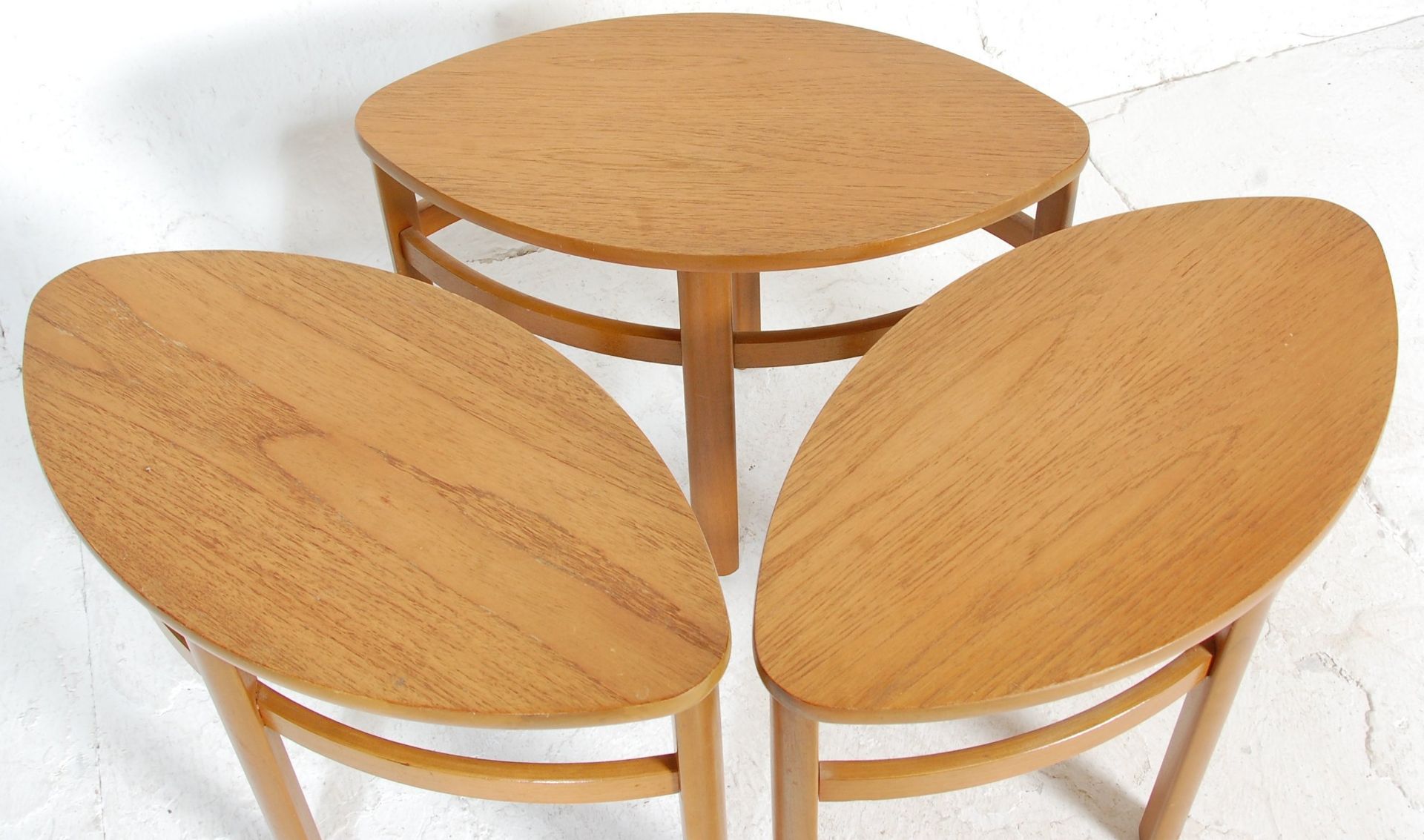 NATHAN TRINITY 1960'S RETRO VINTAGE TEAK COFFEE TABLE NEST - Bild 5 aus 5