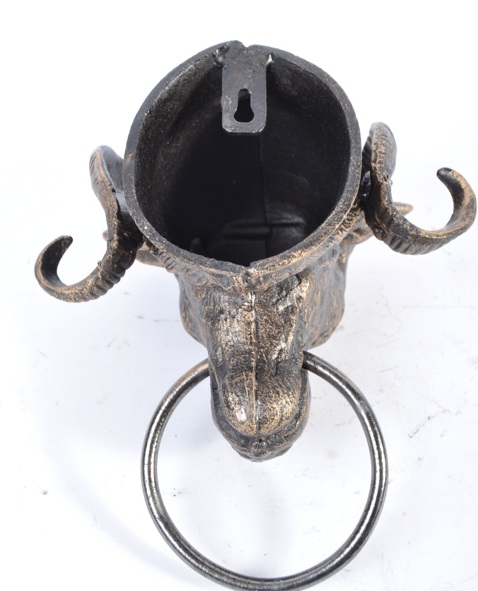 DECORATIVE ANTIQUE STYLE CAST IRON RAMS HEAD DOOR KNOCKER - Bild 7 aus 7