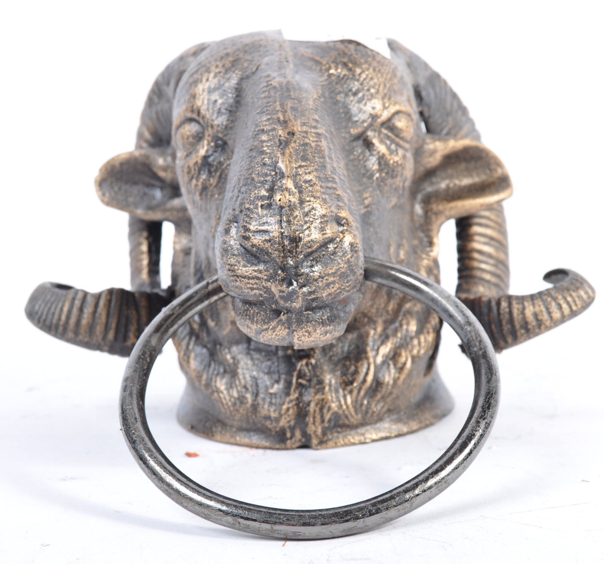 DECORATIVE ANTIQUE STYLE CAST IRON RAMS HEAD DOOR KNOCKER - Bild 6 aus 7