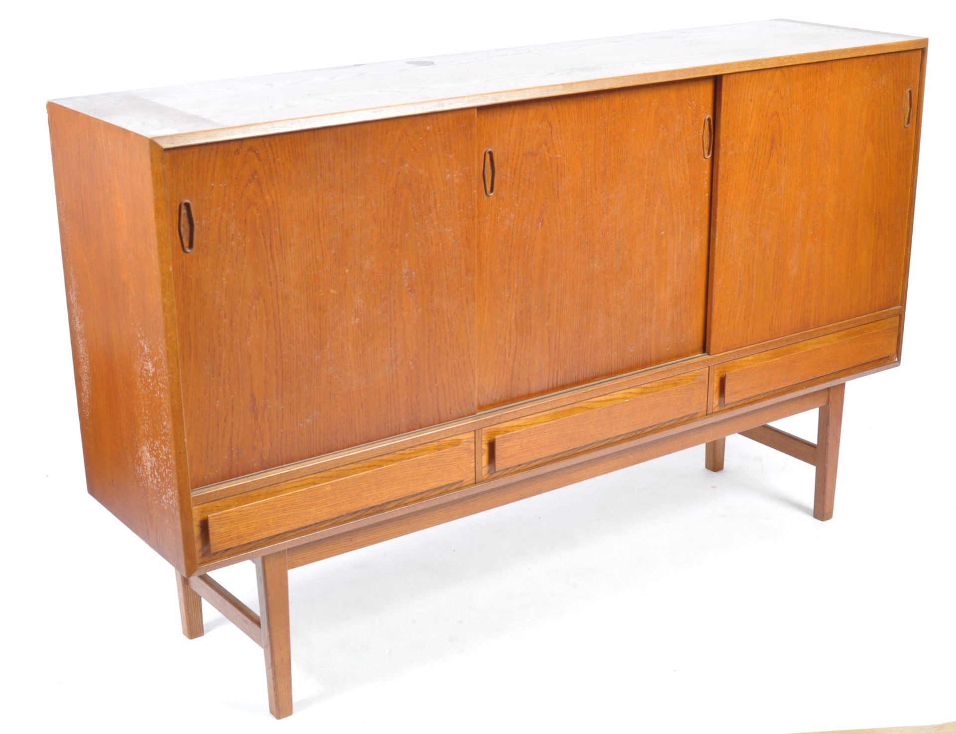 MID CENTURY DANISH MANNER OF ES MOBLER HIGHBOARD CREDENZA - Bild 2 aus 6