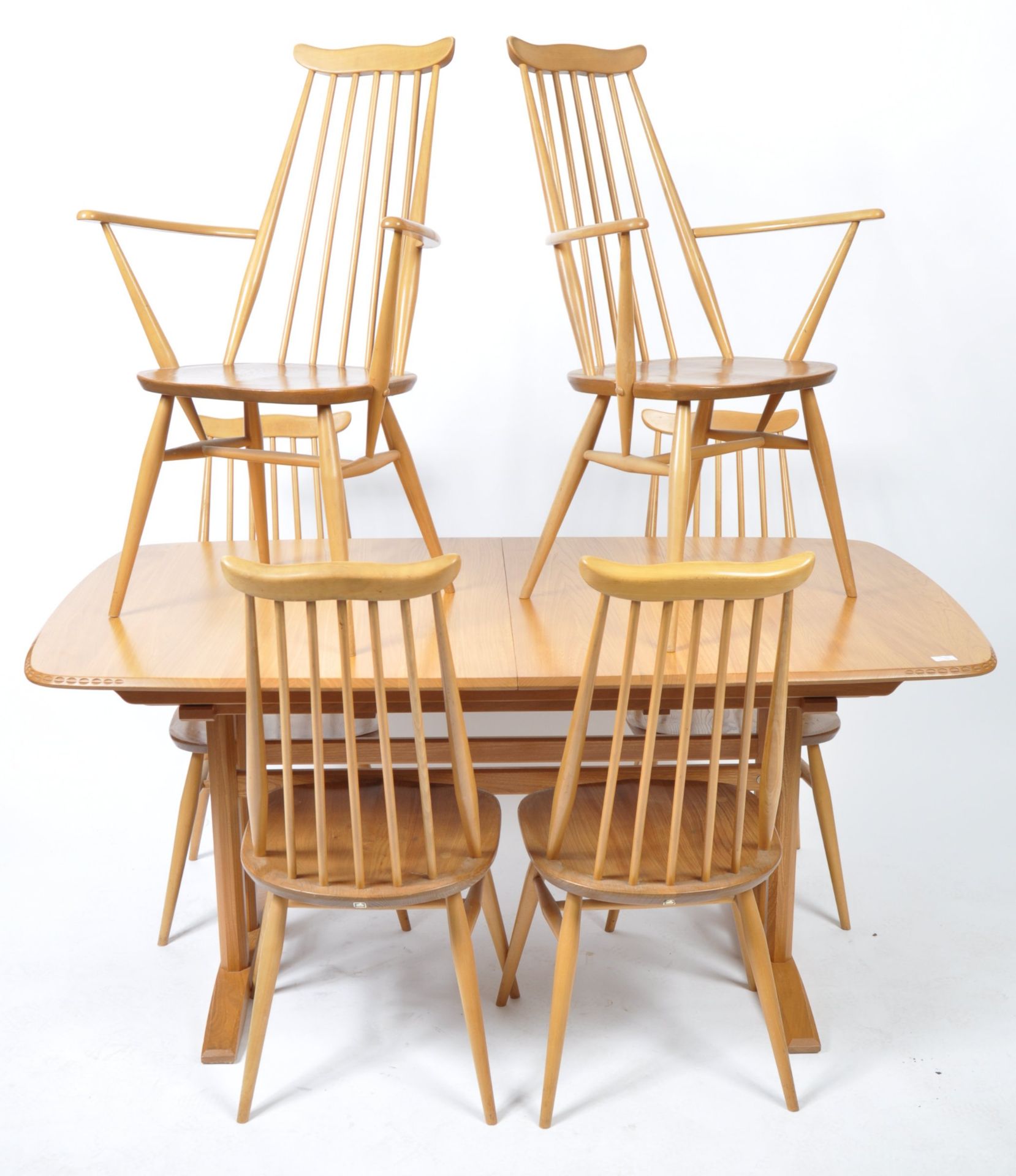 LUCIAN ERCOLANI - ERCOL 20TH CENTURY DINING TABLE AND CHAIRS SUITE - Bild 2 aus 11