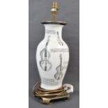 RETRO 20TH CENTURY POTTERY TABLE LAMP WITH MUSICAL DESIGN