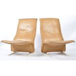 PIERRE PAULIN FOR ARTIFORT 1960 - A PAIR OF CONCORDE CHAIRS