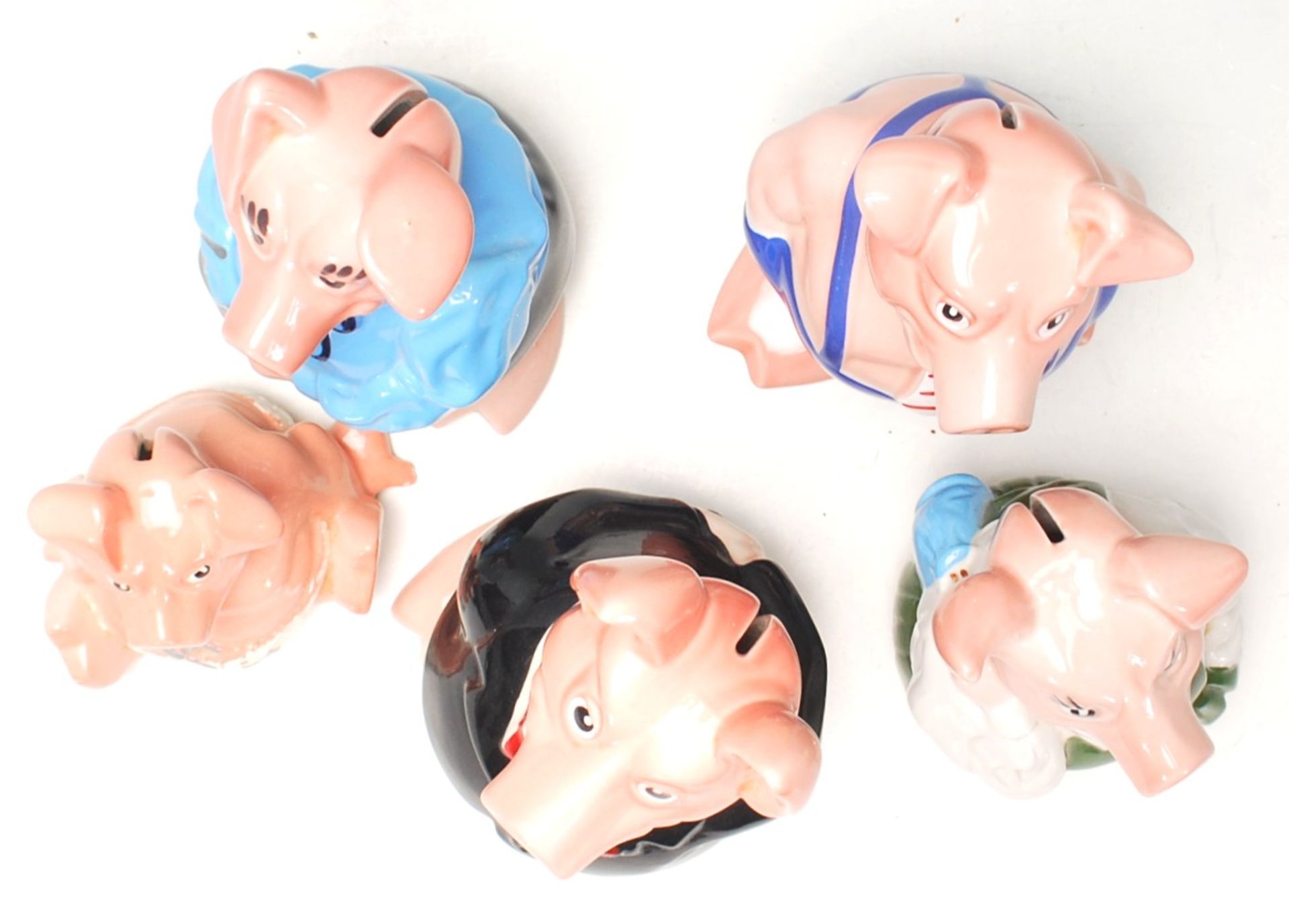 A set of five vintage Wade made NatWest bank advertising / savings / money box pigs. Unboxed, but - Bild 7 aus 7