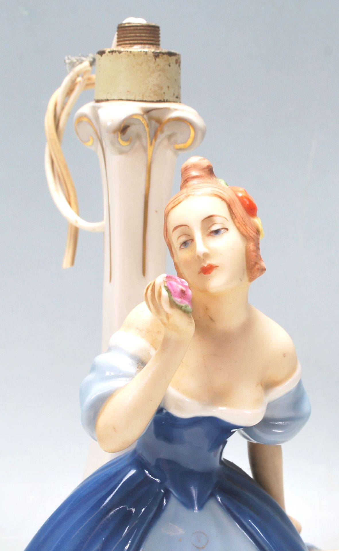 A vintage Royal Dux Art Deco porcelain figurine table lamp, having a ceramic lamp stem and a young - Image 5 of 7