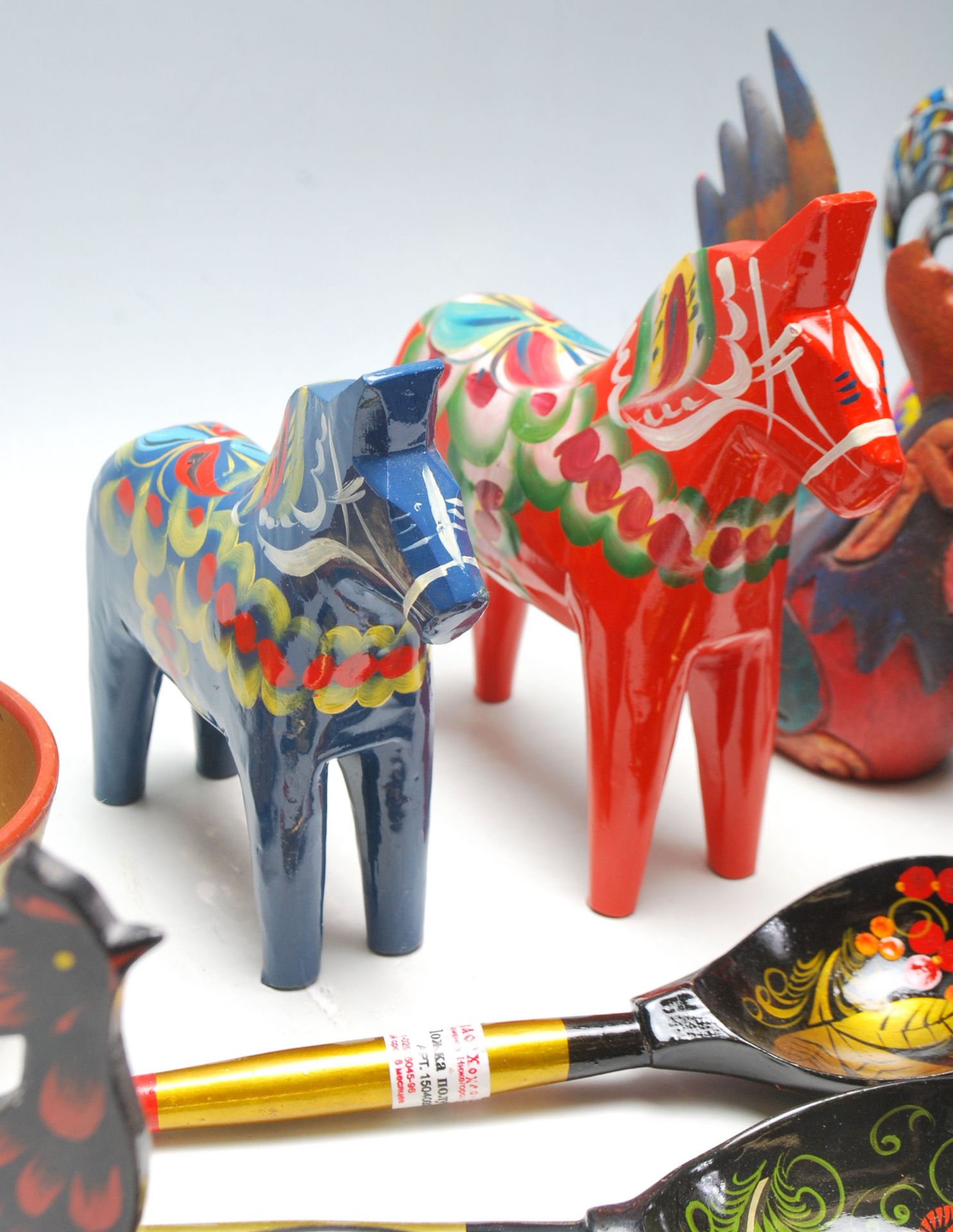 A good vintage 20th century Mexican folk art items to include hand painted farm animals, good work - Image 2 of 7