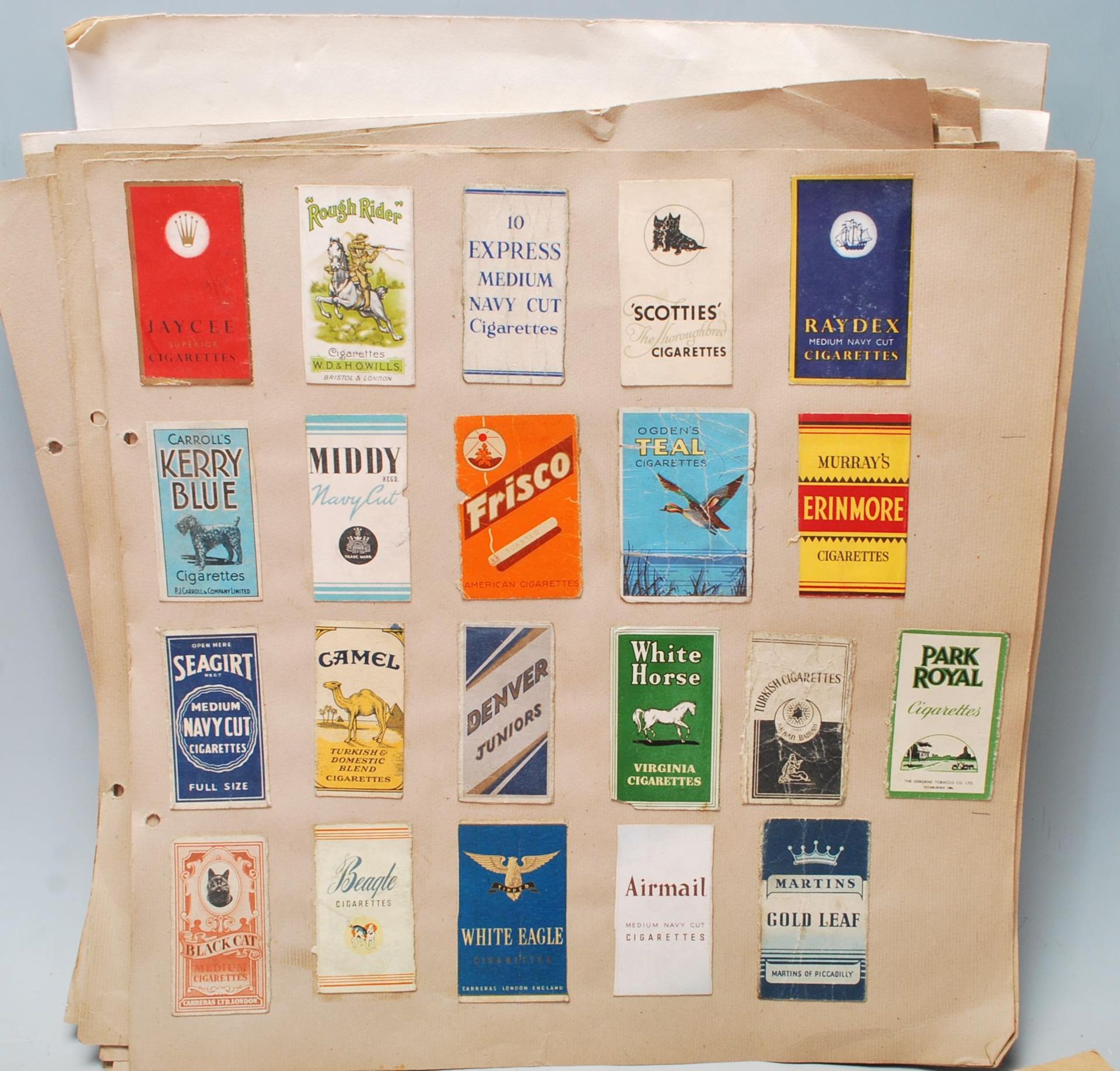 A collection of vintage Cigarette packets / cut outs stored within multiple albums. Packets - Bild 2 aus 13