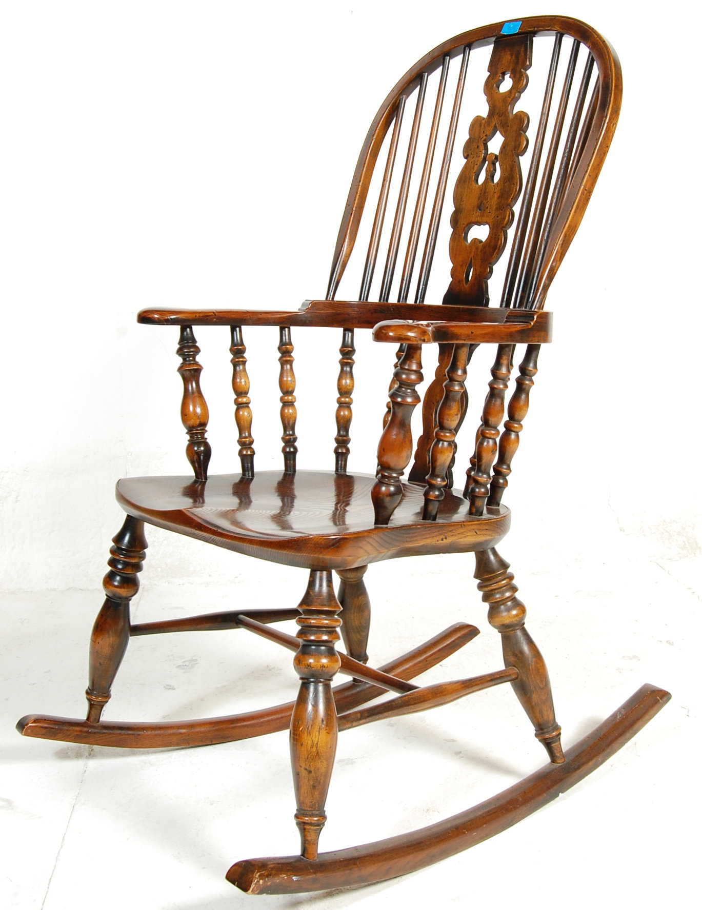 A good quality reproduction 19th Century Victorian Windsor rocking chair having a hooped back with a - Image 11 of 12