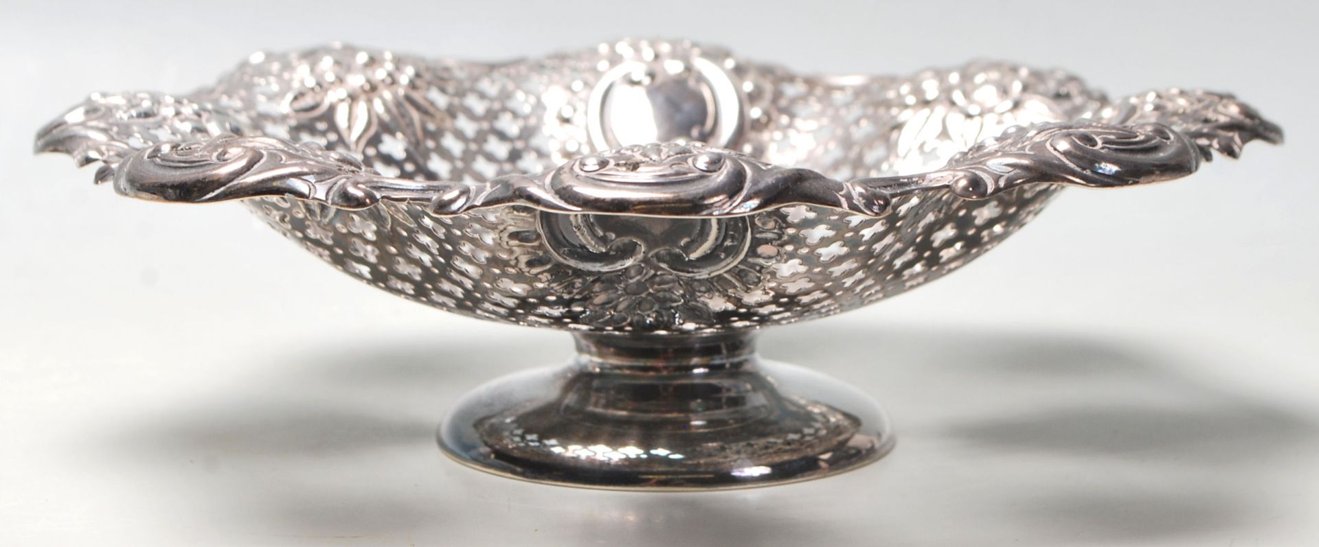 A 19th Century Victorian silver hallmarked present - Bild 2 aus 5