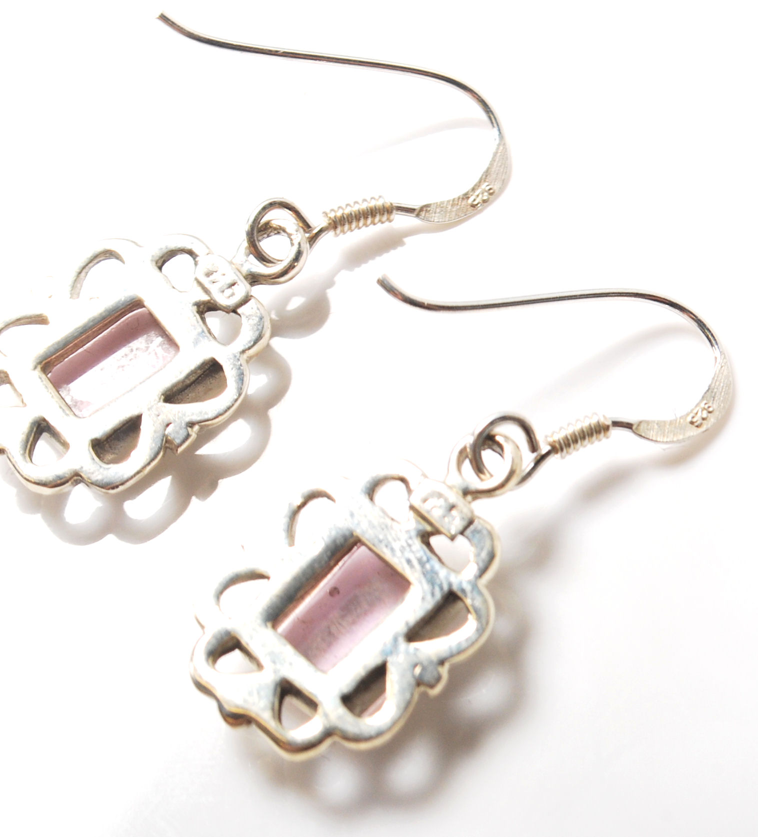 A pair of sterling silver and amethyst art deco style earrings having floral edges and a rectangular - Image 4 of 4