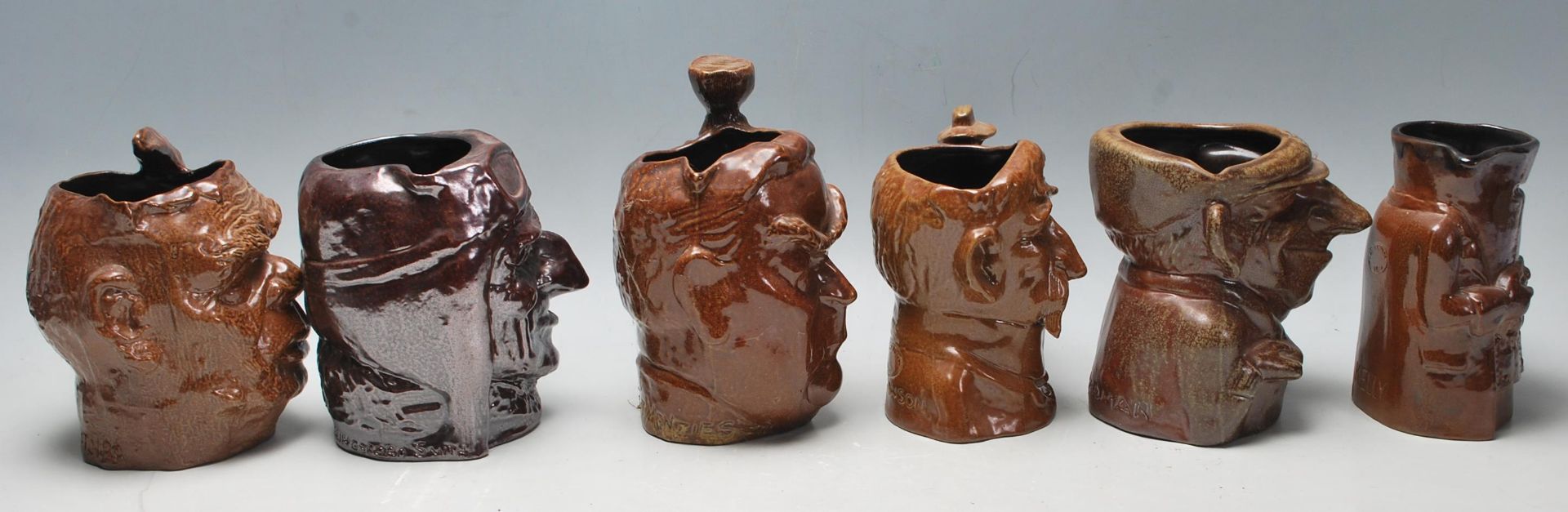 A group of six Australian Bendigo studio art ceramic pottery limited edition character mugs to - Bild 2 aus 7