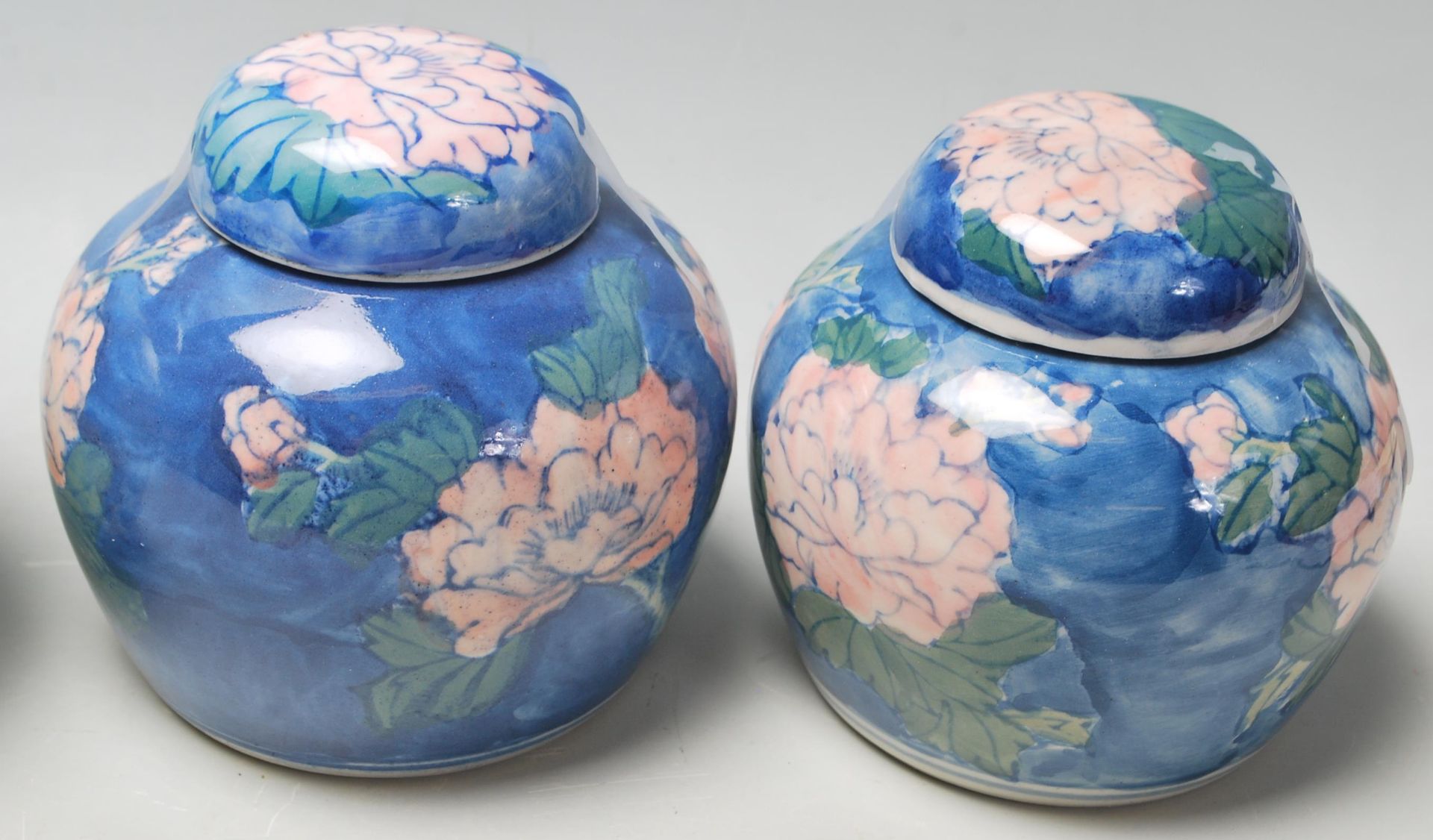 A collection of 20th Century Chinese ginger jars of various styles and forms to include some printed - Bild 12 aus 14