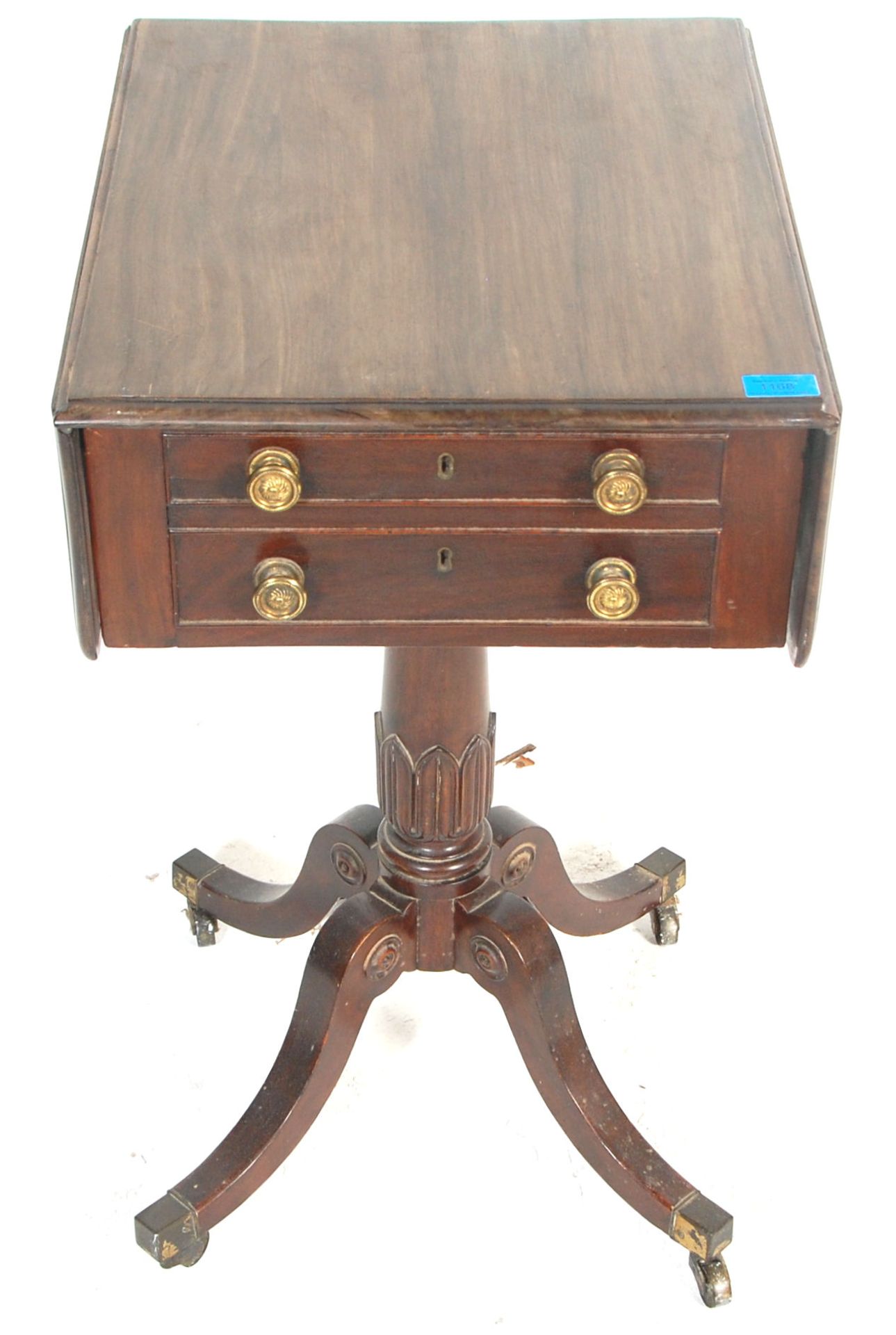 A 19th century George III mahogany drop leaf ladies tripod workbox table. The table raised on a - Bild 7 aus 12
