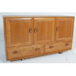 Lucian Ercolani - Ercol - Windsor - model 468 - A 1960's retro vintage elm wood sideboard credenza