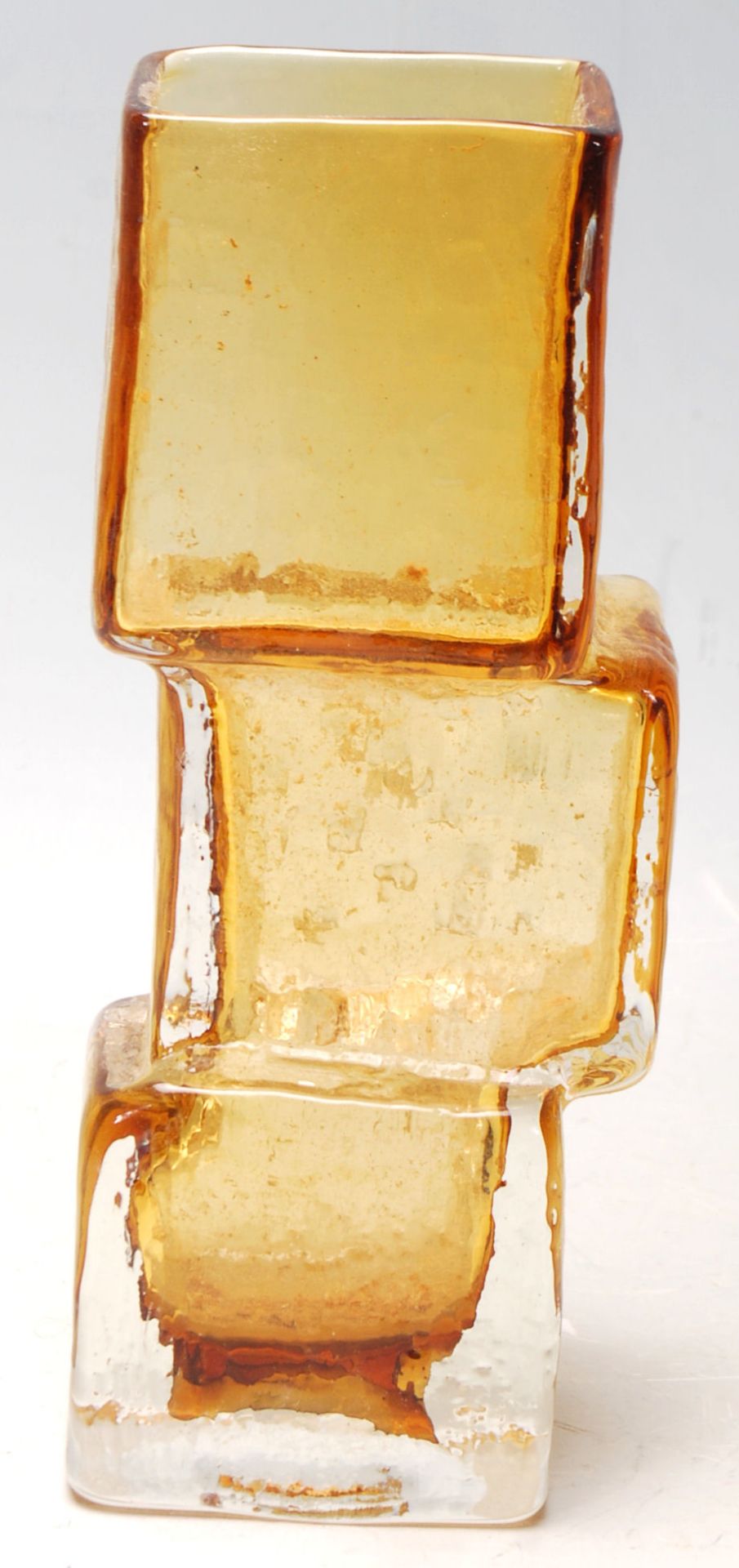 Whitefriars (Manner Of) - A vintage amber glass ' Drunken Bricklayer ' type vase in the manner of - Image 3 of 5