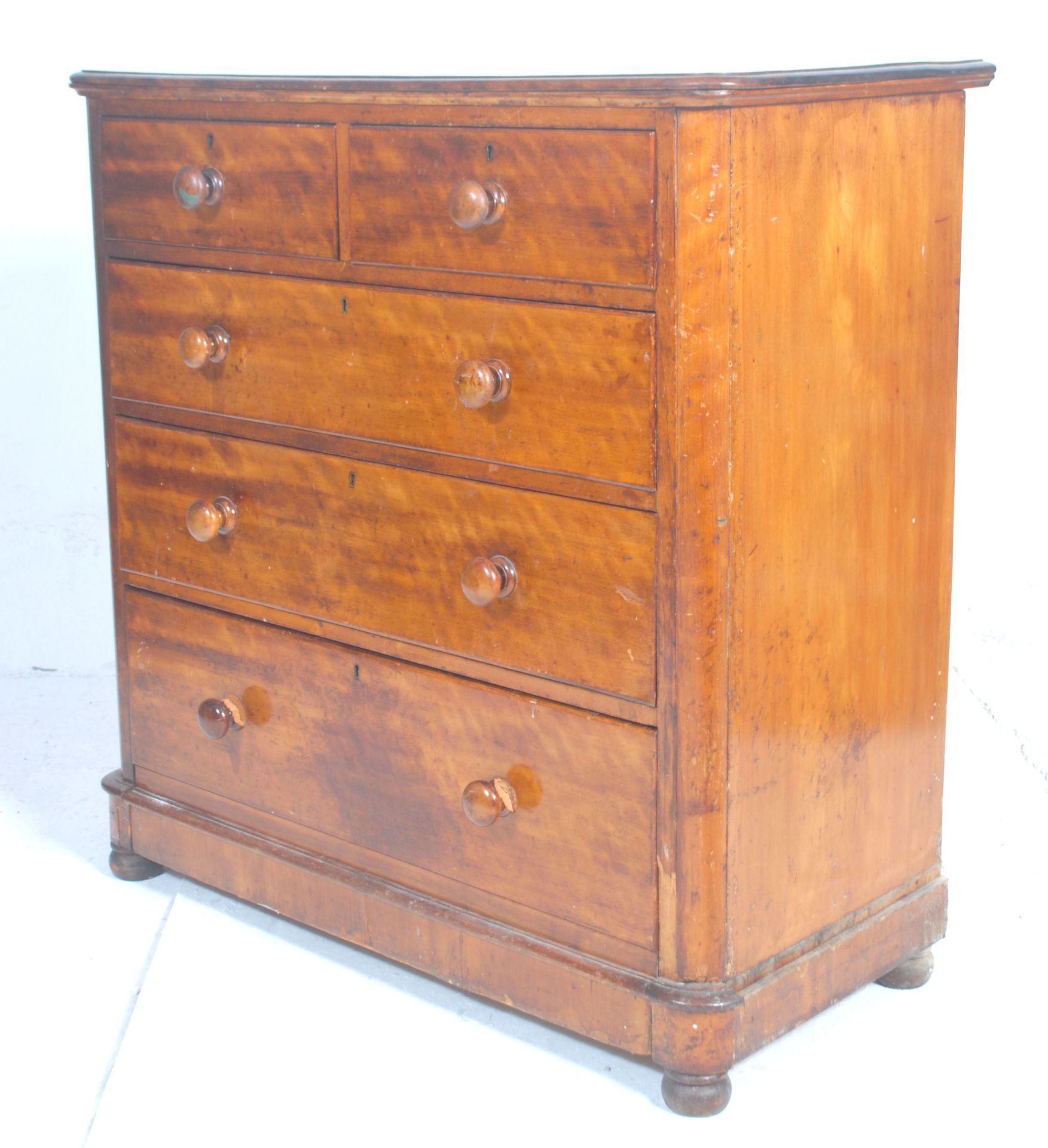 A Victorian 19th century two over three mahogany chest of drawers with a knob handles to each of the - Bild 8 aus 8