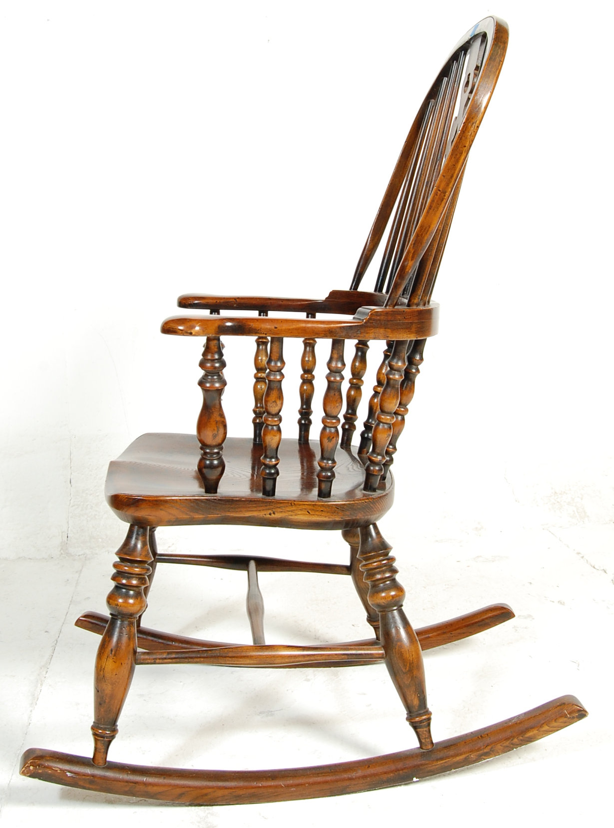 A good quality reproduction 19th Century Victorian Windsor rocking chair having a hooped back with a - Image 12 of 12