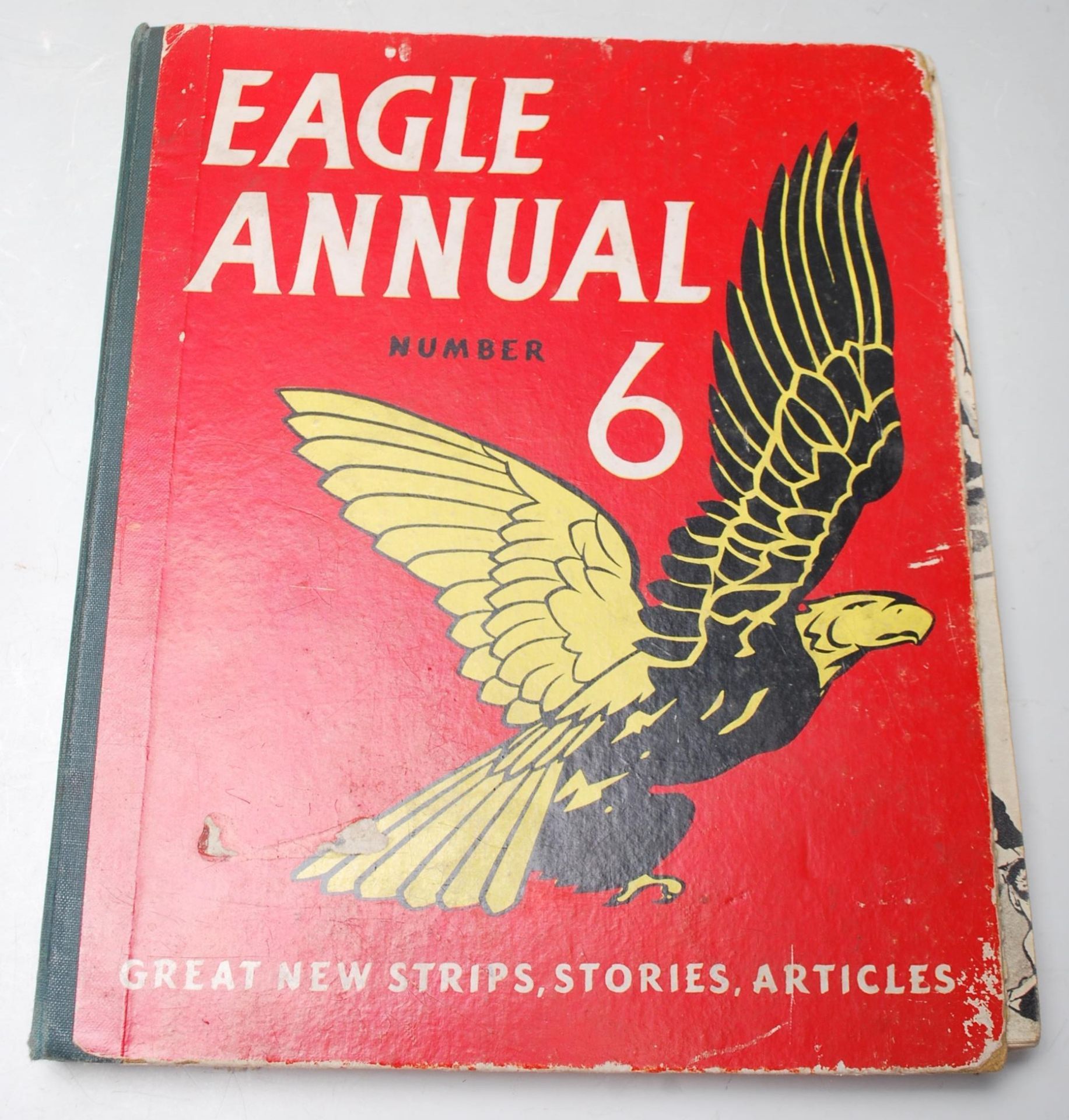 A group of five vintage retro Eagle Annual annuals by Hilton Press Ltd, edited by Marcus Morris to - Bild 8 aus 22