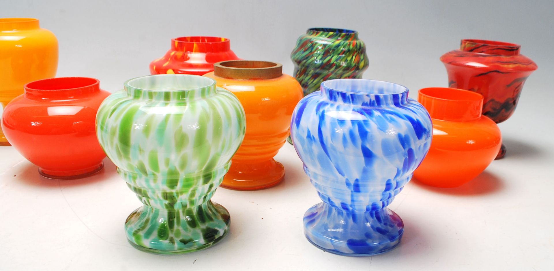 A collection of nine vintage 20th Century Czechoslovakian studio art glass vases in orange, blue - Image 3 of 5