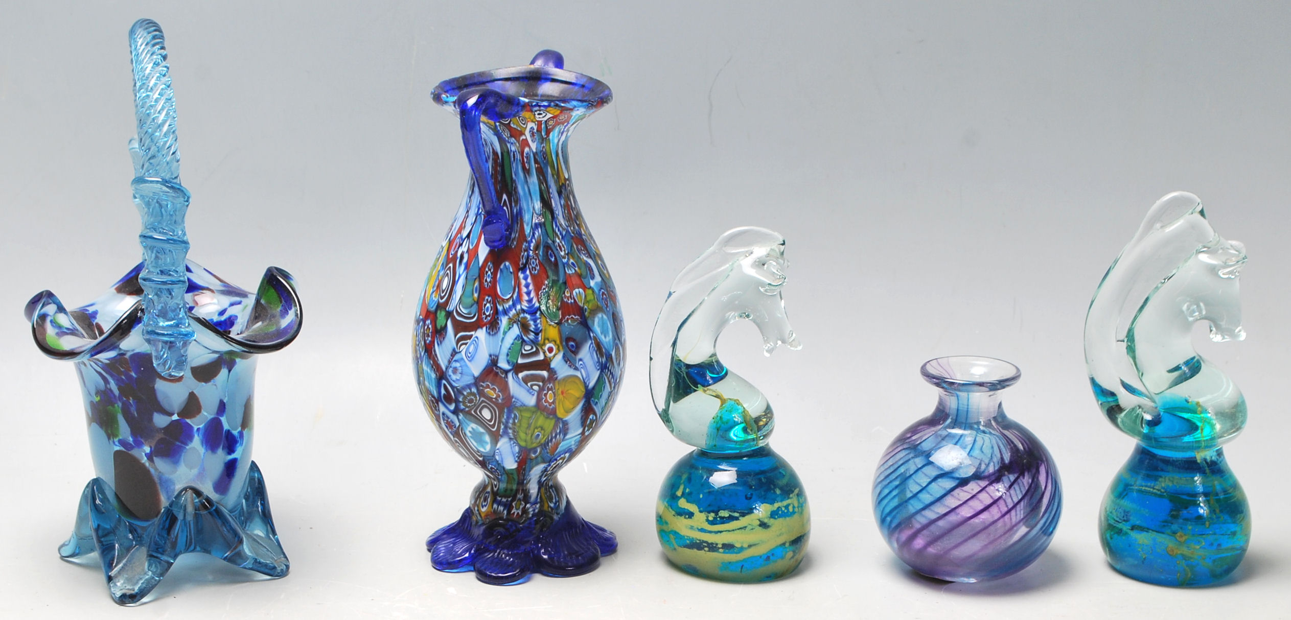 A collection of Murano and Mdina glass to include a pair of horse head paper weights, flower - Image 2 of 5