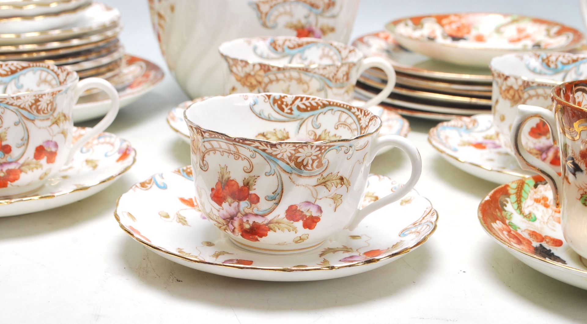 Two vintage English china tea sets to include eight Victorian tea cup trios, creamer jug and creamer - Image 2 of 8