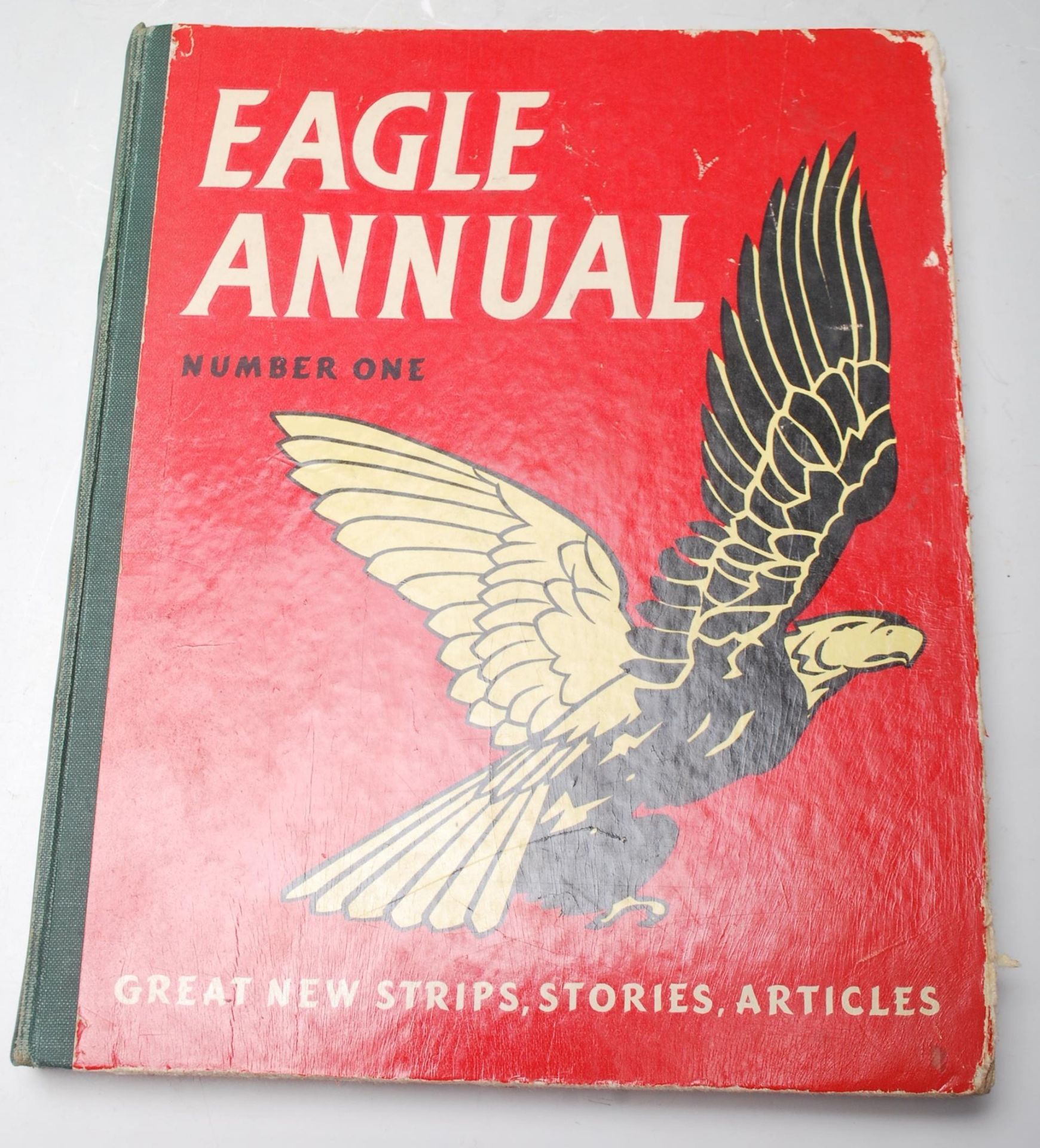 A group of five vintage retro Eagle Annual annuals by Hilton Press Ltd, edited by Marcus Morris to - Bild 12 aus 22