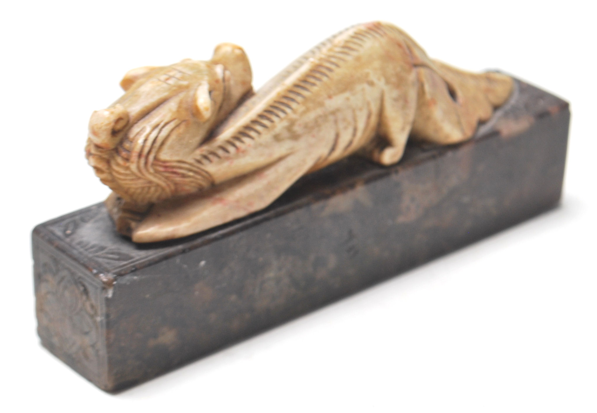 A 19th century Chinese oriental dragon seal - Image 7 of 7