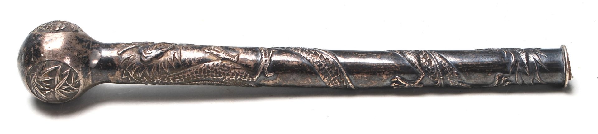 A late 19th / early 20th Century antique walking stick handle having raised Chinese dragon