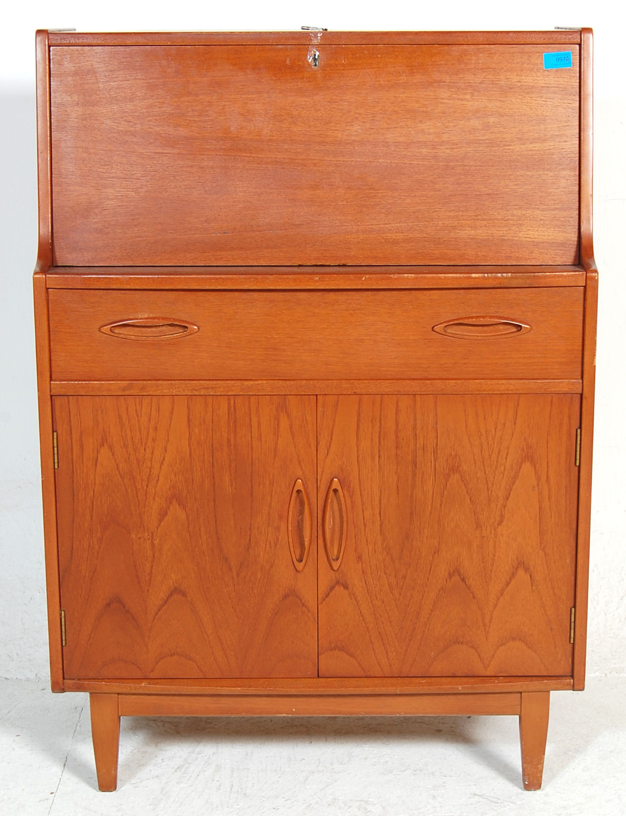 A retro 20th century Danish influence teak wood bureau office desk. The bureau having a fall front - Image 2 of 5