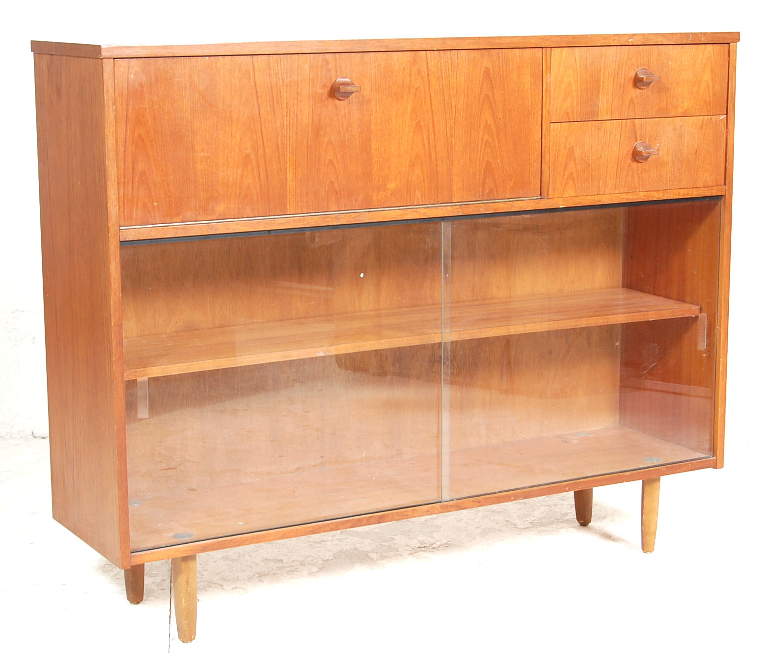 Avalon Furniture - British Modern Design. A retro